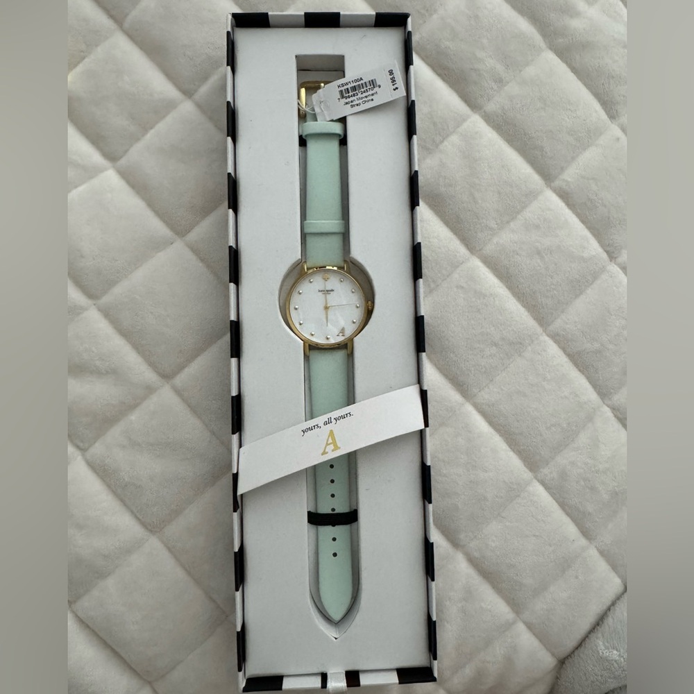 Kate Spade‎ Elegant White and Gold Box